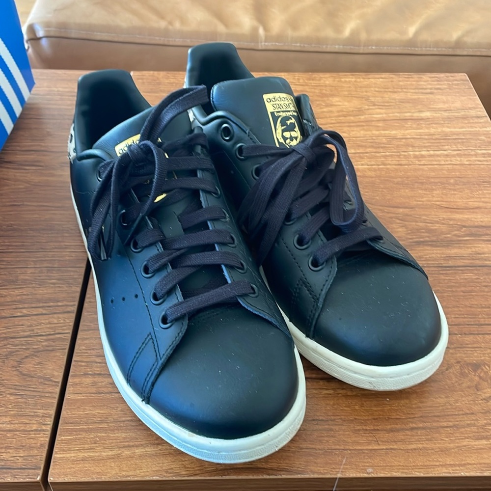 Adidas women’s Stan Smith size 7.5